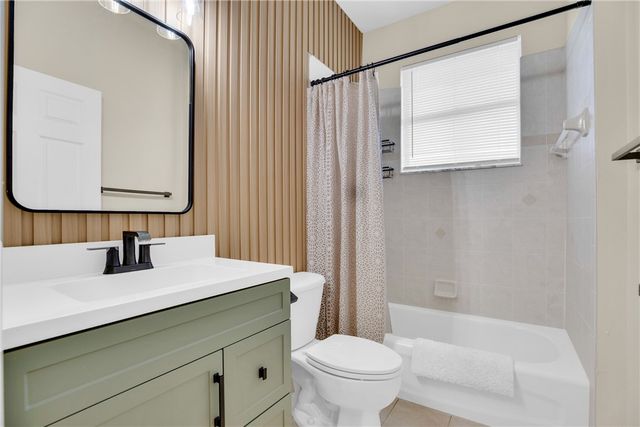 632 Hatteras Court SW, Vero Beach, FL 32968