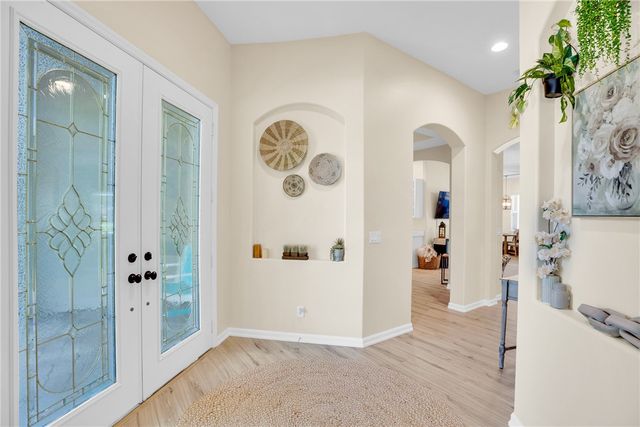 632 Hatteras Court SW, Vero Beach, FL 32968