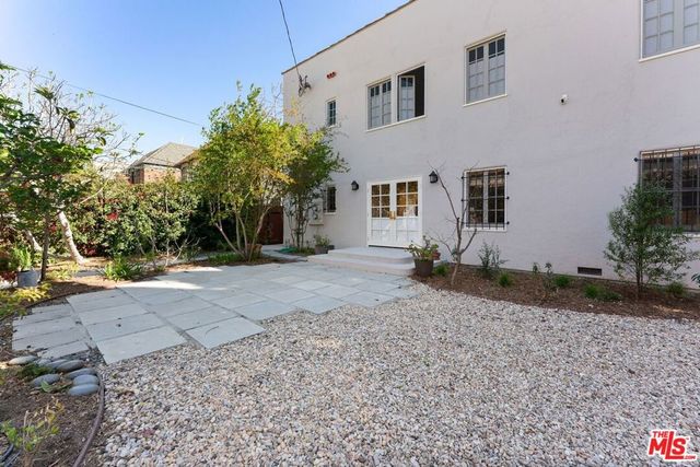 125 N Orange Drive, Los Angeles, CA 90036