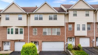 504 Wingate Drive, Robinson Twp, PA 15205