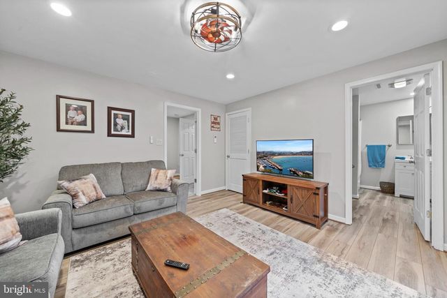 3513 SMITHVILLE DR, Dunkirk, MD 20754