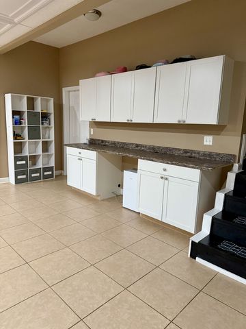 1198 Ed Sanders Rd, Lynchburg, TN 37352