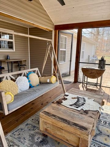 1198 Ed Sanders Rd, Lynchburg, TN 37352