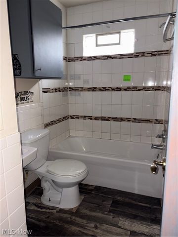 1622 Merrill Avenue, Akron, OH 44306