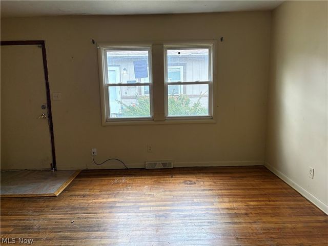 1622 Merrill Avenue, Akron, OH 44306