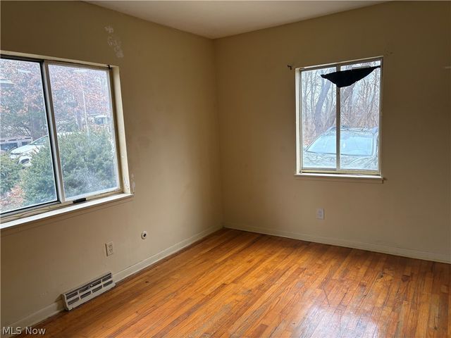 1622 Merrill Avenue, Akron, OH 44306