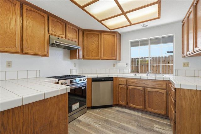 8113 Halladale Ct, Sacramento, CA 95829