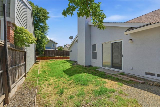 8113 Halladale Ct, Sacramento, CA 95829