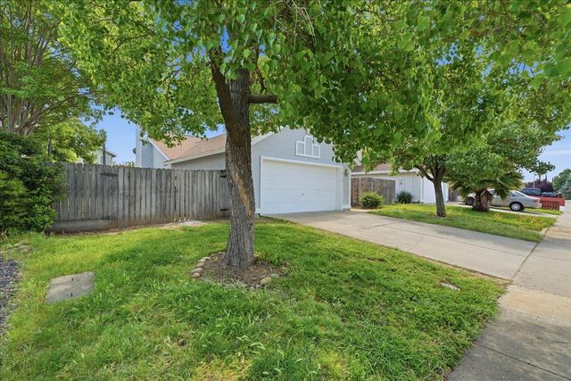 8113 Halladale Ct, Sacramento, CA 95829