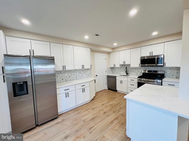 504 SELMA ST, Philadelphia, PA 19116