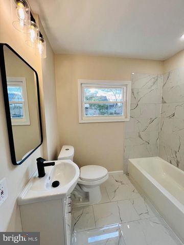 504 SELMA ST, Philadelphia, PA 19116