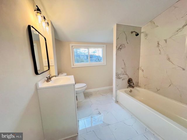 504 SELMA ST, Philadelphia, PA 19116