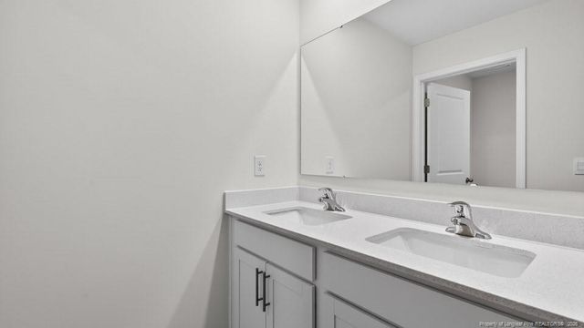 174 Charlies Bend Way, Spring Lake, NC 28390