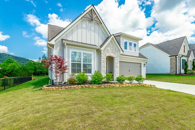 8908 Little Pine Lane, Ooltewah, TN 37363