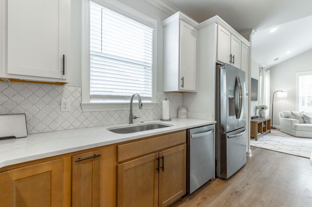 8908 Little Pine Lane, Ooltewah, TN 37363