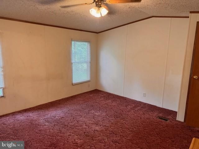276 BIRCHWOOD DR, Saylorsburg, PA 18353