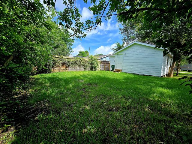 4642 Mierianne Street, Houston, TX 77093