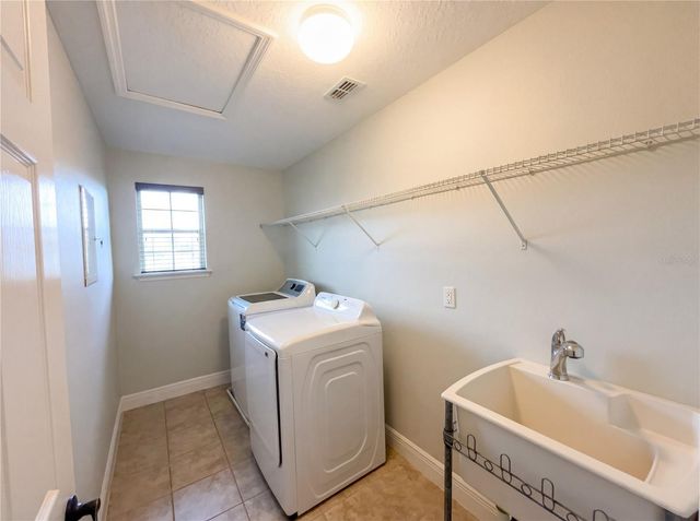 8715 QUIET MEADOWS TRAIL, Windermere, FL 34786