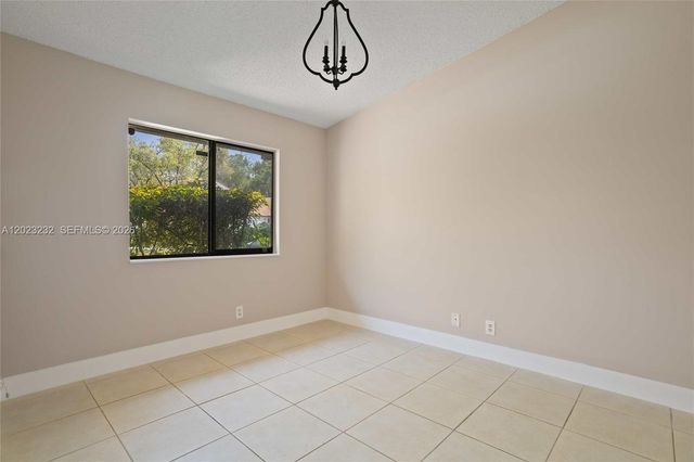 3633 NW 99th Ter 7B, Sunrise, FL 33351