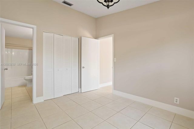 3633 NW 99th Ter 7B, Sunrise, FL 33351
