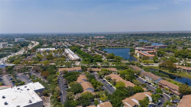 3633 NW 99th Ter 7B, Sunrise, FL 33351