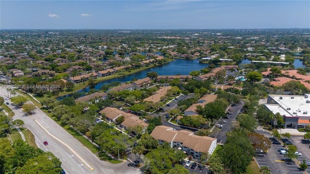 3633 NW 99th Ter 7B, Sunrise, FL 33351