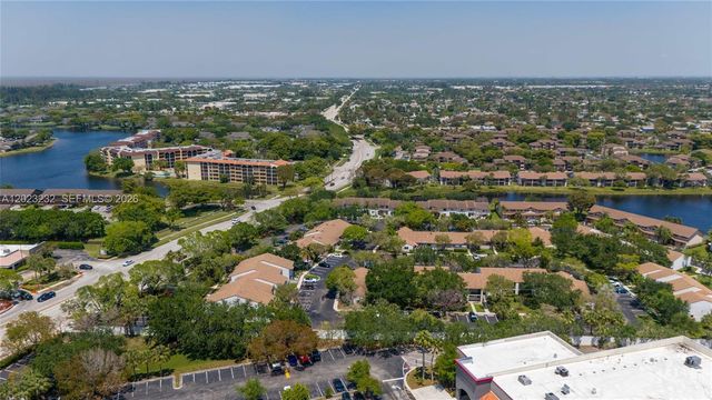 3633 NW 99th Ter 7B, Sunrise, FL 33351