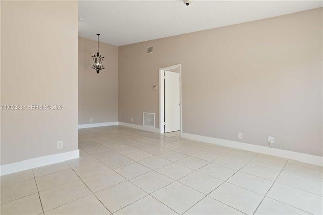 3633 NW 99th Ter 7B, Sunrise, FL 33351