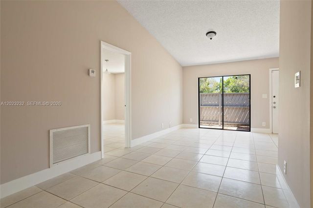 3633 NW 99th Ter 7B, Sunrise, FL 33351