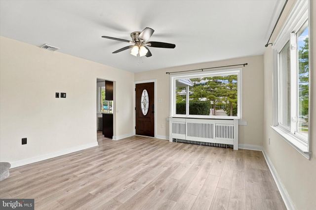 1509 COLWELL LN, Conshohocken, PA 19428