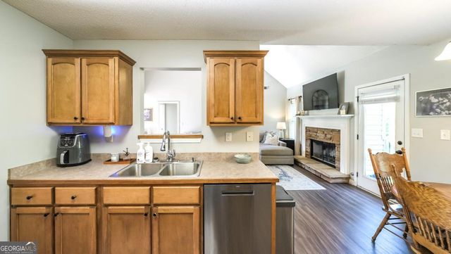 208 Oaken Bucket Drive, Temple, GA 30179