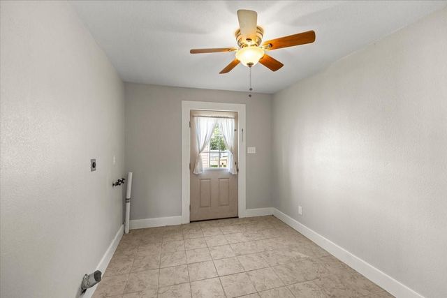 1614 Avenue O, Galveston, TX 77550
