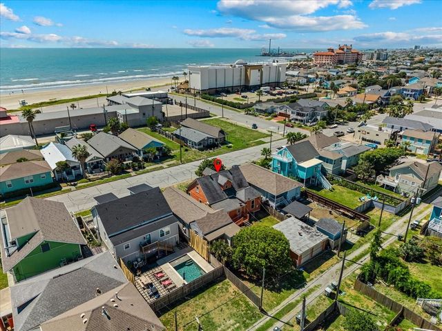 1614 Avenue O, Galveston, TX 77550