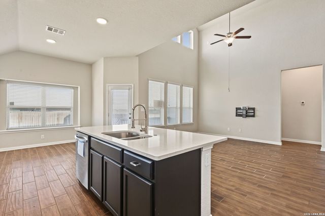 266 HOLLAND PARK, Schertz, TX 78108