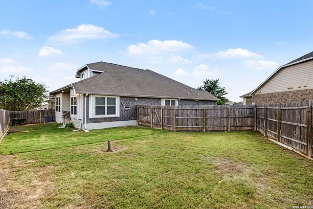 266 HOLLAND PARK, Schertz, TX 78108