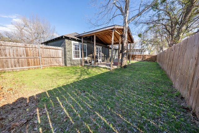 662 N Barton Street, Stephenville, TX 76401