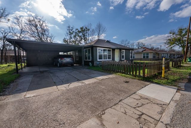 662 N Barton Street, Stephenville, TX 76401