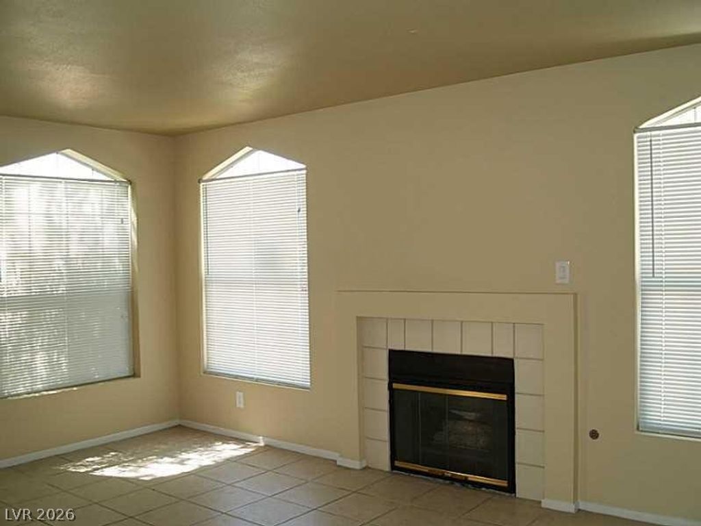 7963 Laurena Avenue, Las Vegas, NV 89147 — photo 2