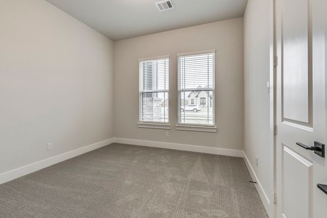 211 Lakota Parkway, Waxahachie, TX 75165