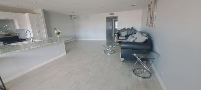14588 Canalview Dr C, Delray Beach, FL 33484