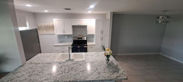 14588 Canalview Dr C, Delray Beach, FL 33484