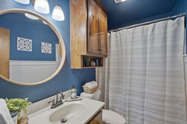 950 Johnson Bend Road, Weatherford, TX 76088