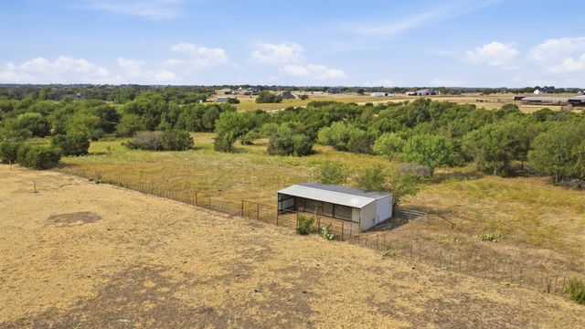 950 Johnson Bend Road, Weatherford, TX 76088