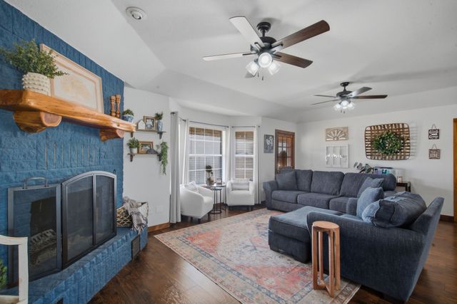 950 Johnson Bend Road, Weatherford, TX 76088