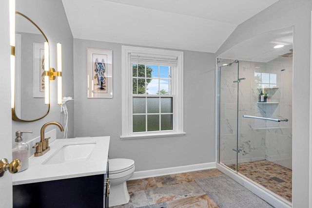 6353 N Berkeley BOULEVARD, Whitefish Bay, WI 53217