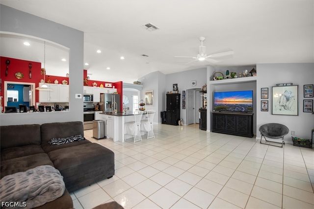 4860 14th ST NE, Naples, FL 34120