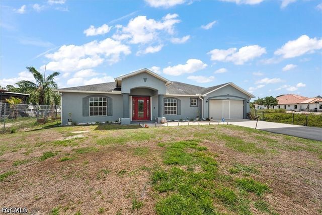 4860 14th ST NE, Naples, FL 34120