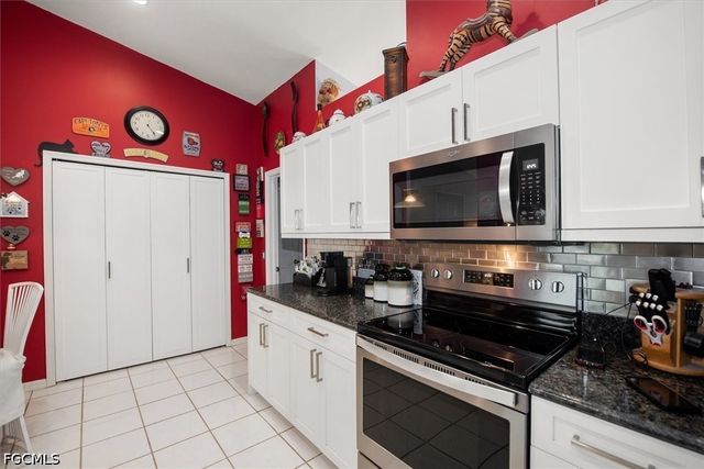 4860 14th ST NE, Naples, FL 34120