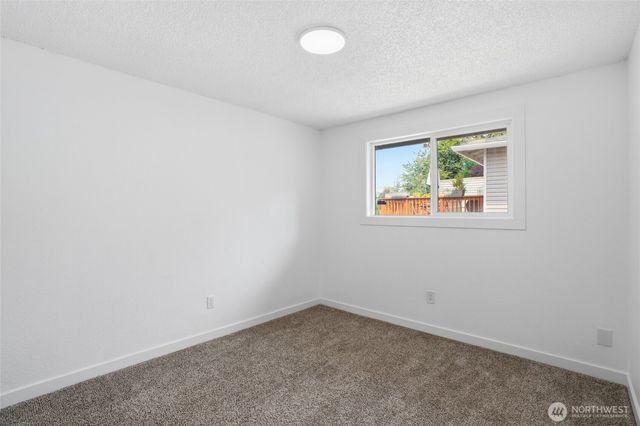 3604 W Rose St, Vancouver, WA 98660