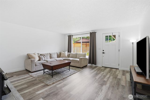 3604 W Rose St, Vancouver, WA 98660